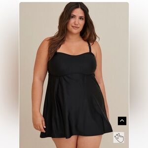 Torrid Black Aline Wireless Swimdress Size 3